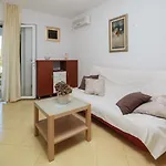 With Parking Space Supetar, Brac - 20130 Apartament *