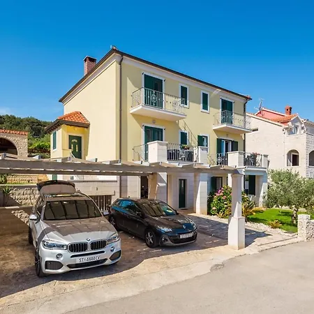 Apartament With Parking Space Supetar, Brac - 20130